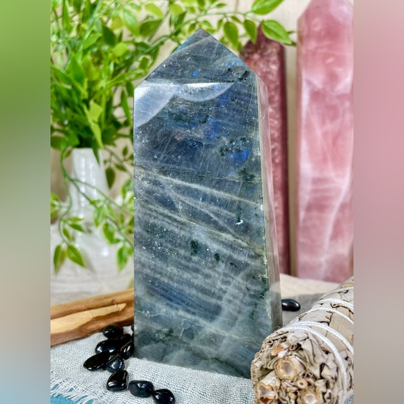 Other - 2359 Labradorite Crystal Tower with Electric Blue Flash